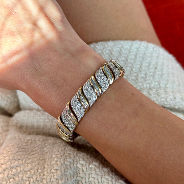 Elegant Ladies Diamond Bracelet 12 to 14 CT 10K Yellow Gold 25.4 grams 7 inches