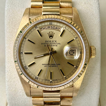 Rolex Day-Date 36 36mm President Champagne Dial 18K Yellow Gold Fluted Bezel Ref. 18038 Year 1983 Unpolished No Sag Bracelet