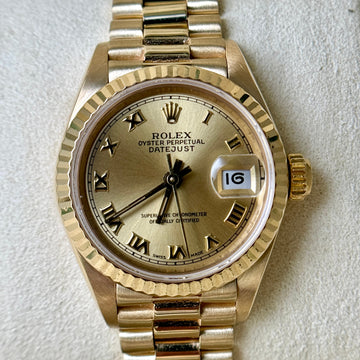 Rolex Lady-Datejust 26mm Yellow Gold Roman Gold Dial Fluted Bezel Ref. 69178 Year 1987