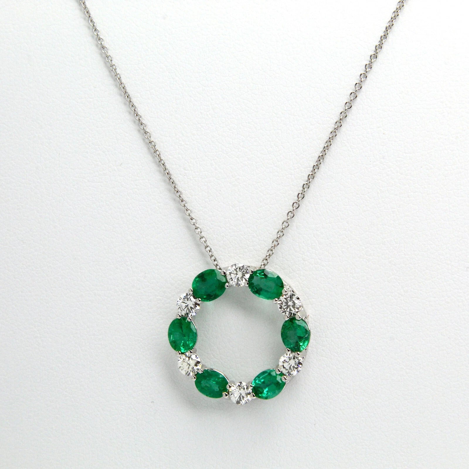 Estate Emerald 1.5 CT and Natural Diamond 0.80 CT Necklace 18K White Gold 