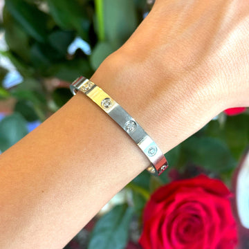 CARTIER Love Bracelet 10 Diamonds Classic 18K White Gold Box Papers 2022 Size 18