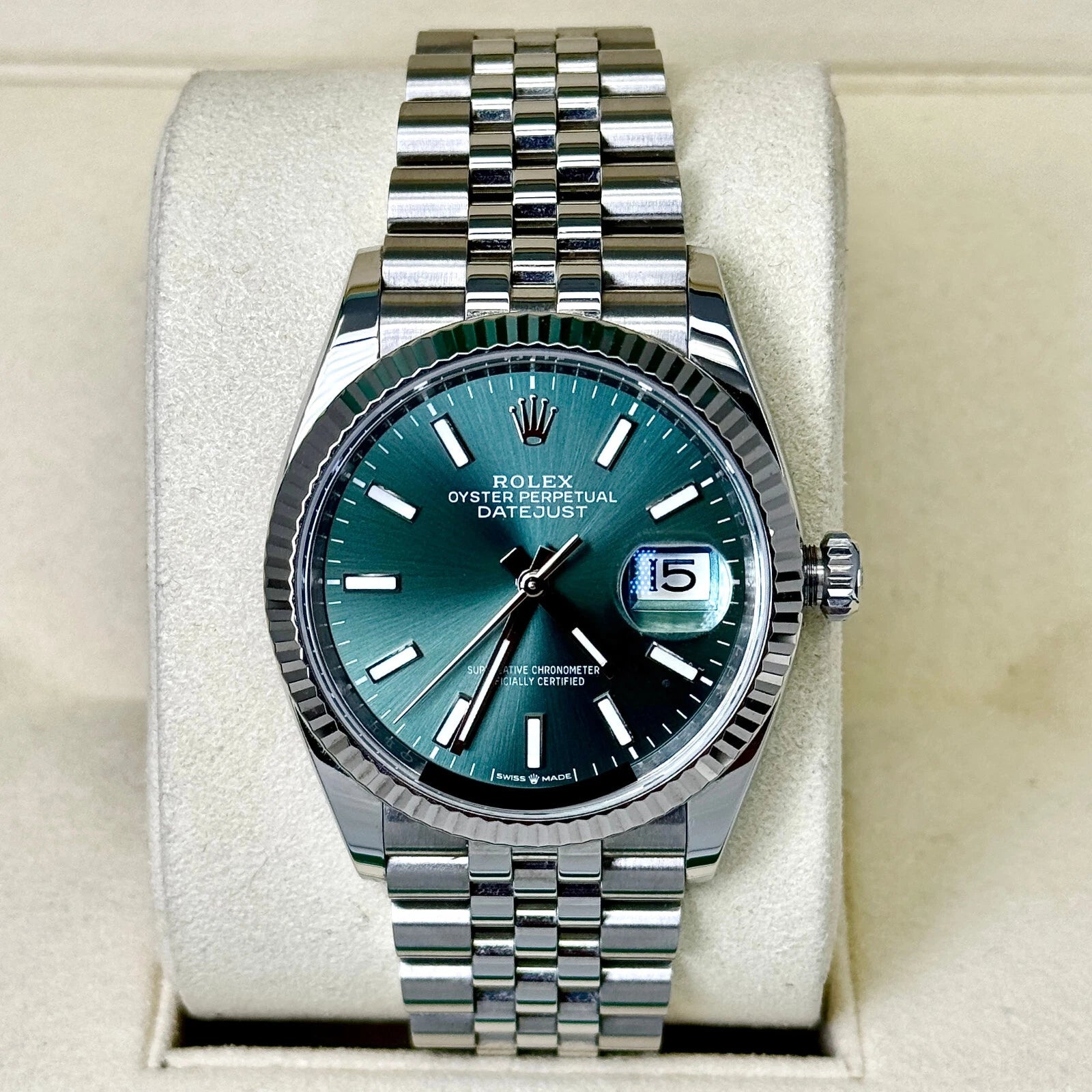 Rolex Datejust 2024 BOX PAPERS 36mm Steel Green Dial Fluted Bezel Jubilee 