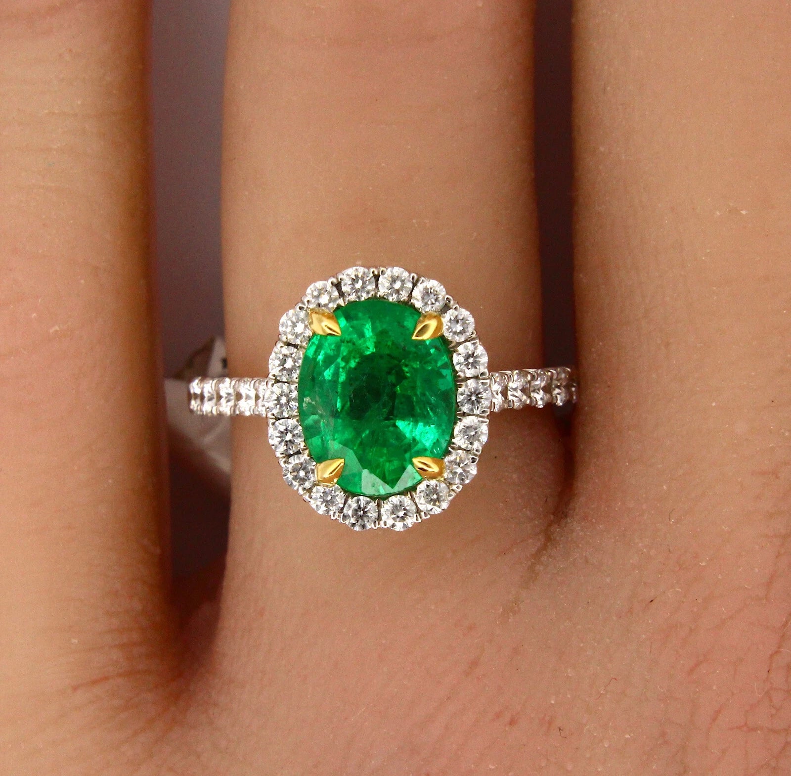 2.24 CT Emerald 18K White Gold 0.75 CT Natural Diamond Ring Size 6 1/2 