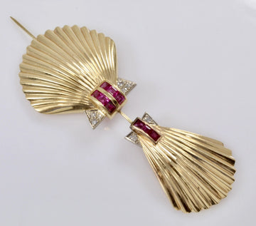 14k Rose Gold Natural Ruby Diamond Sea Shell Retro Jabot Pin Broach 1940s 