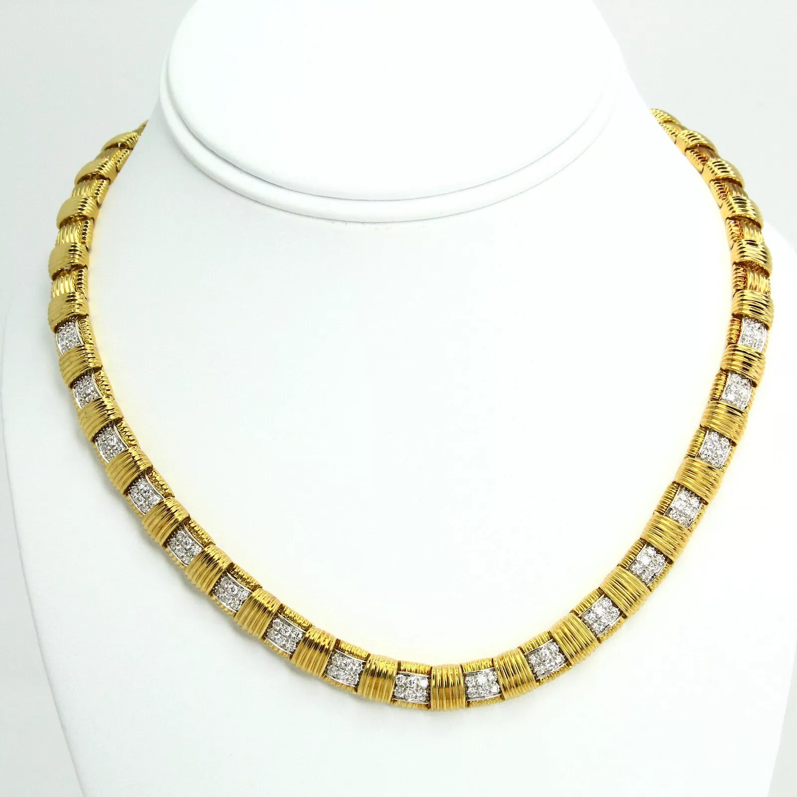 ROBERTO COIN Appassionata Collection Diamonds Thick Necklace 18K Yellow Gold 