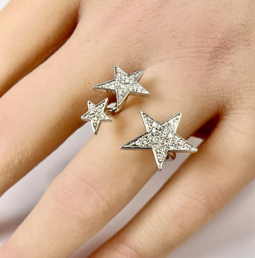 DESIGNER Orianne Collins 18K White Gold Natural Diamond Three Star Ring 